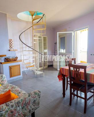 Casa vista mare con giardino, terrazzi e posto aut