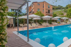 Residence Holidays Pietra Ligure