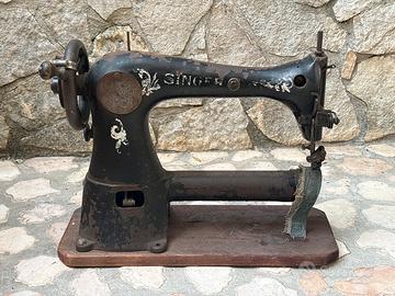 Macchina da cucire Singer