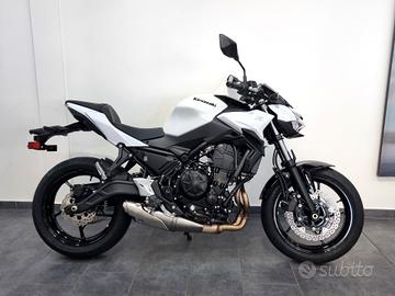 Kawasaki Z 650 Z650 PROMO 800 EURO