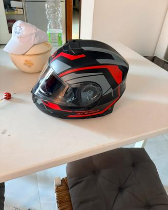 Casco modulare ed interfono