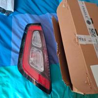 Fanale posteriore sinistro