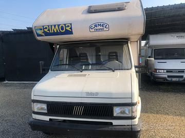Camper mansardato