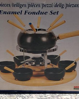 Set fondue smaltato 23 pezzi – mai usato