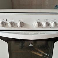 Cucina 4 fuochi a gas con forno