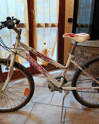 bicicletta da bambina 8/12 anni  Atala 