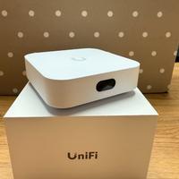UniFi Express (UX) Wi-Fi 6 802.11ax dual-band GbE
