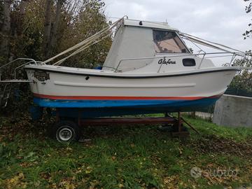 Barca a motore Calafuria 1988 buono stato