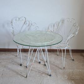 Tavolo e 2 poltrone ferro battuto