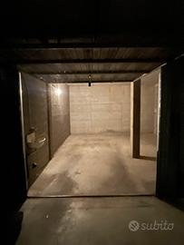 Garage / Box / Magazzino doppio uso deposito