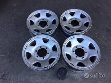 Cerchi ferro Toyota VX 2000 15 pollici