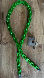 Catena con lucchetto