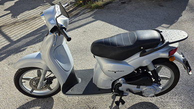 Scarabeo 50 4 tempi 2004