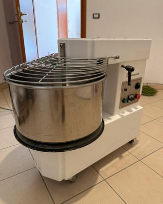 Impastatrice Professionale Mecnosud mod. IM38AM.