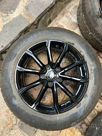 Cerchi lega 17 Duster e gomme invernali 215/60/R17