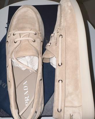 Lussuosi Mocassini Prada in Camoscio Beige - Nuovi
