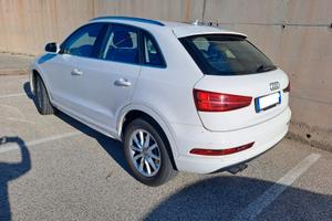 Audi Q3 120CV 200TDI