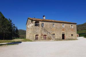 Casolare di mq 350, loc. Corlo. UV/360