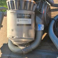 aspirapolvere dyson dc 23 e  thomas aspira e lava 