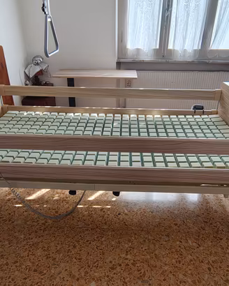 Letto Ortopedico Elettrico Motorizzato per Degenza