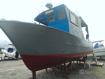 Barca da pesca con licenza