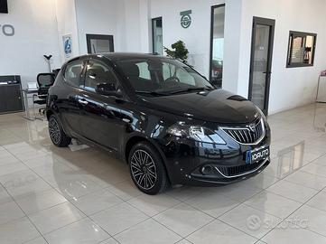 Lancia Ypsilon 1.0 FireFly 5 porte S&S Hybrid Gold