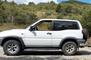 Nissan terrano II