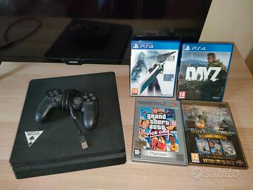 Play Station 4 slim + 4 giochi