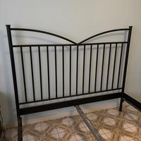 Letto Matrimoniale in ferro battuto nero