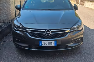 Opel Astra Sports Tourer 1.4 Benzina