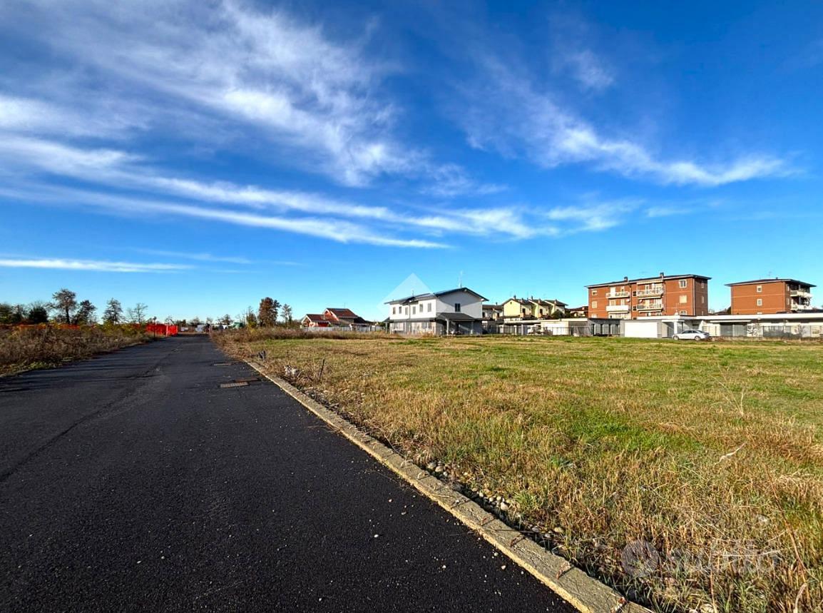 TER. RESIDENZIALE A FARA GERA D'ADDA - Vista 2