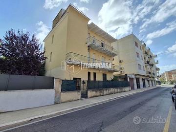 Appartamento ristrutturato con balcone vivibile