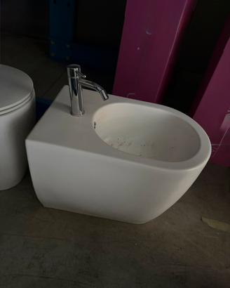 Sanitari moderni come nuovi