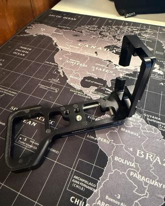 Piastra L per fotocamera Sony A7 RIV