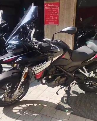 BENELLI TRK 251 2021