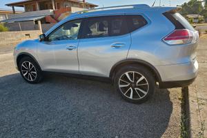 NISSAN X-Trail Tekna
