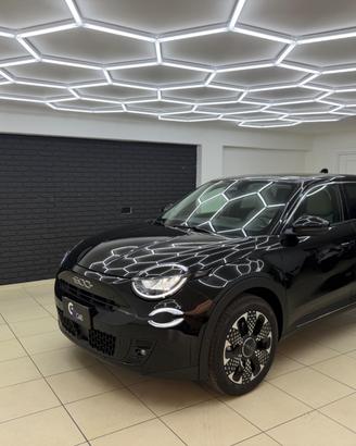 Fiat 600 Hybrid 110 CV DCT La Prima KM0 ITA