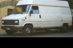 Furgone anche da rimettere a posto