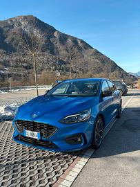 Ford focus st-line tdci manuale