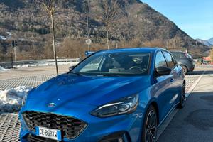 Ford focus st-line tdci manuale