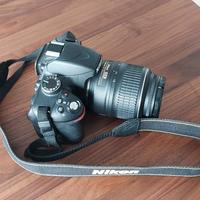 Nikon Camera digitale D3200 c. obiettivo AF-S Nikk