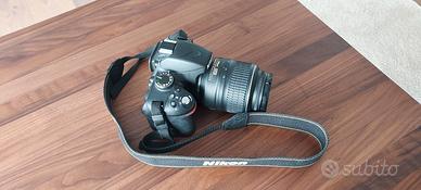 Nikon Camera digitale D3200 c. obiettivo AF-S Nikk