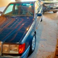 Mercedes classe E 16 valvole benzina. 