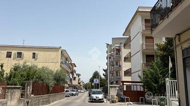 4 LOCALI A CASTELLAMMARE DI STABIA
