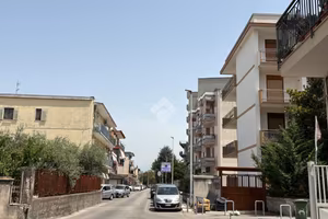 4 LOCALI A CASTELLAMMARE DI STABIA