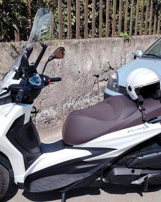 Piaggio Beverly 400 HPE