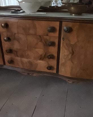Credenza