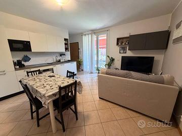 Appartamento di 89 m² con 2 locali e box auto a Pa