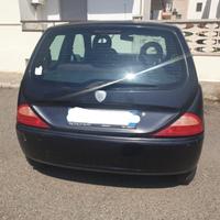 Lancia ypsilon elefantino