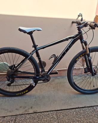 bici mtb cube 